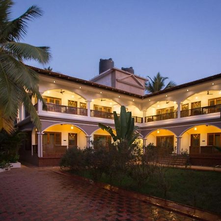 Dunhill Beach Resort Агонда Экстерьер фото