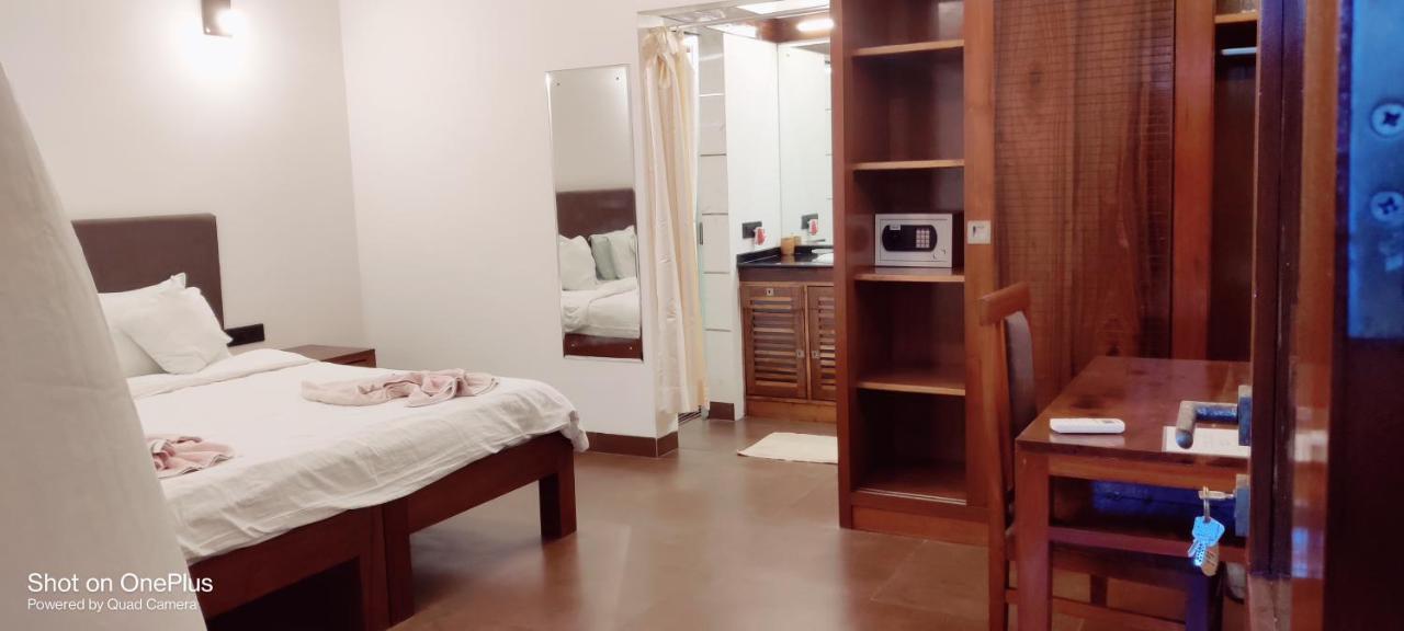 Dunhill Beach Resort Агонда Экстерьер фото