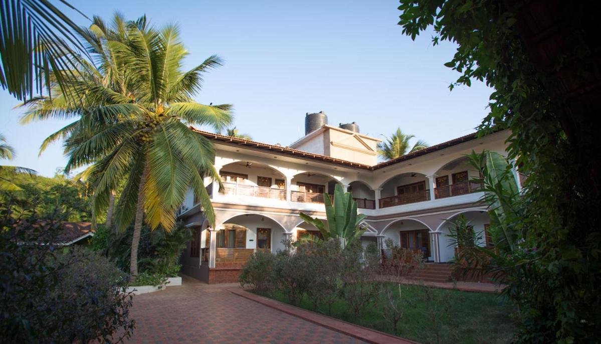 Dunhill Beach Resort Агонда Экстерьер фото