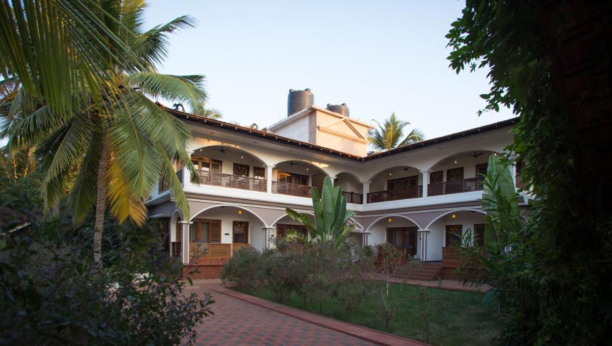 Dunhill Beach Resort Агонда Экстерьер фото