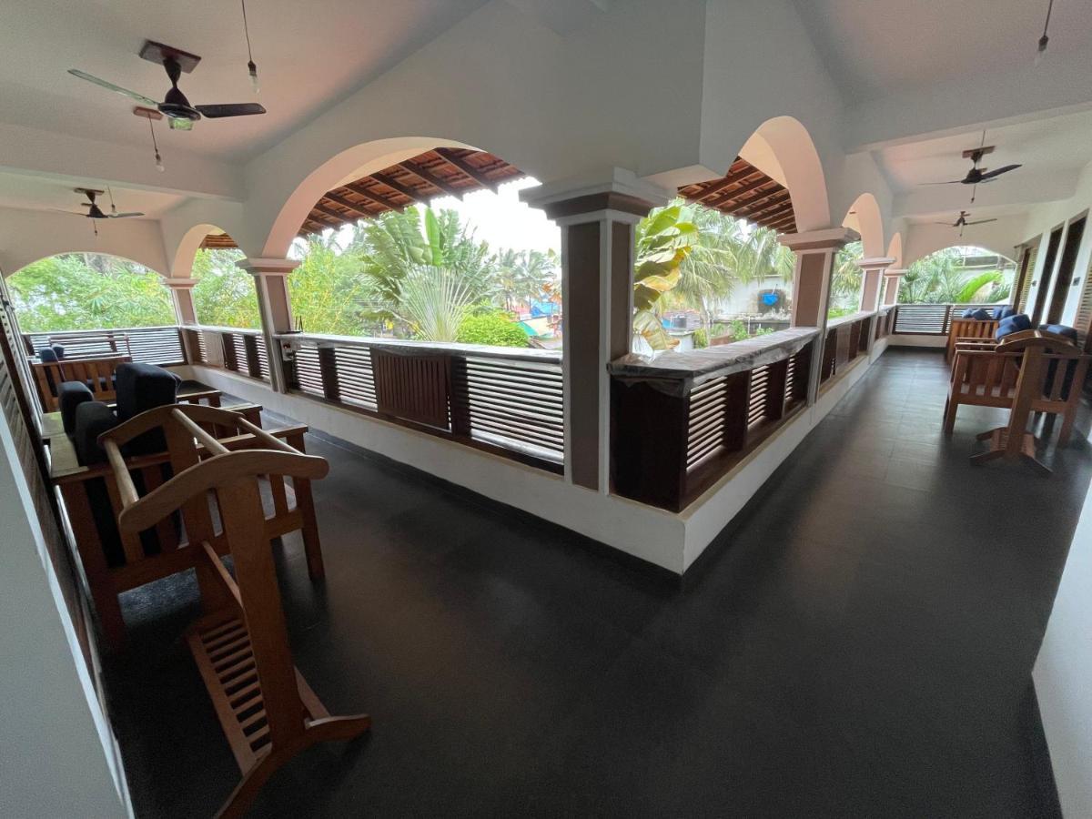 Dunhill Beach Resort Агонда Экстерьер фото
