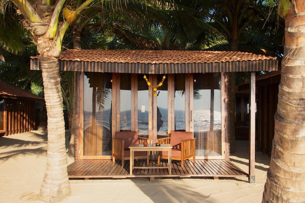 Dunhill Beach Resort Агонда Экстерьер фото