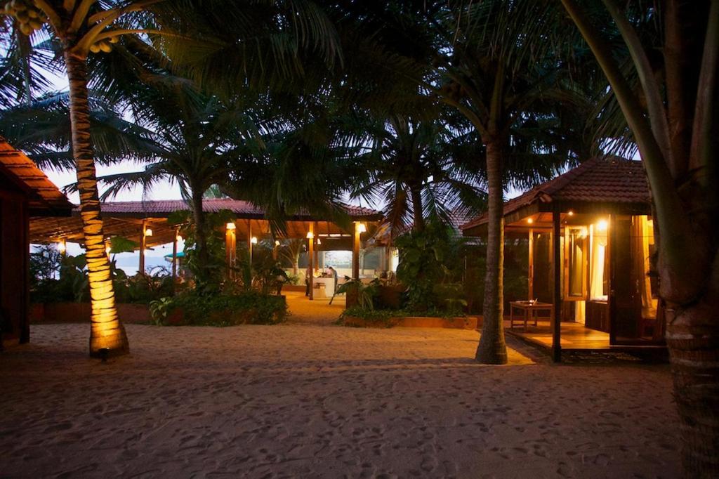 Dunhill Beach Resort Агонда Экстерьер фото