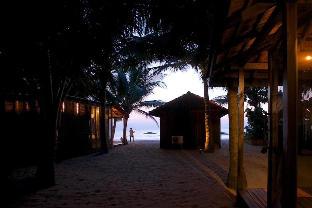 Dunhill Beach Resort Агонда Экстерьер фото