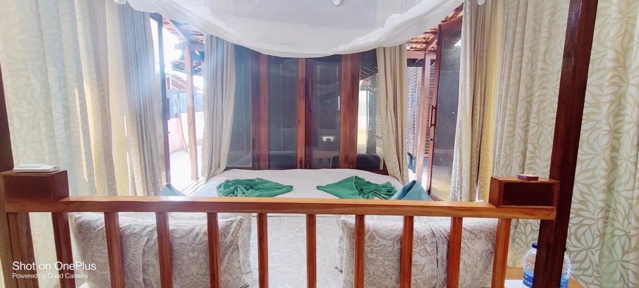 Dunhill Beach Resort Агонда Экстерьер фото