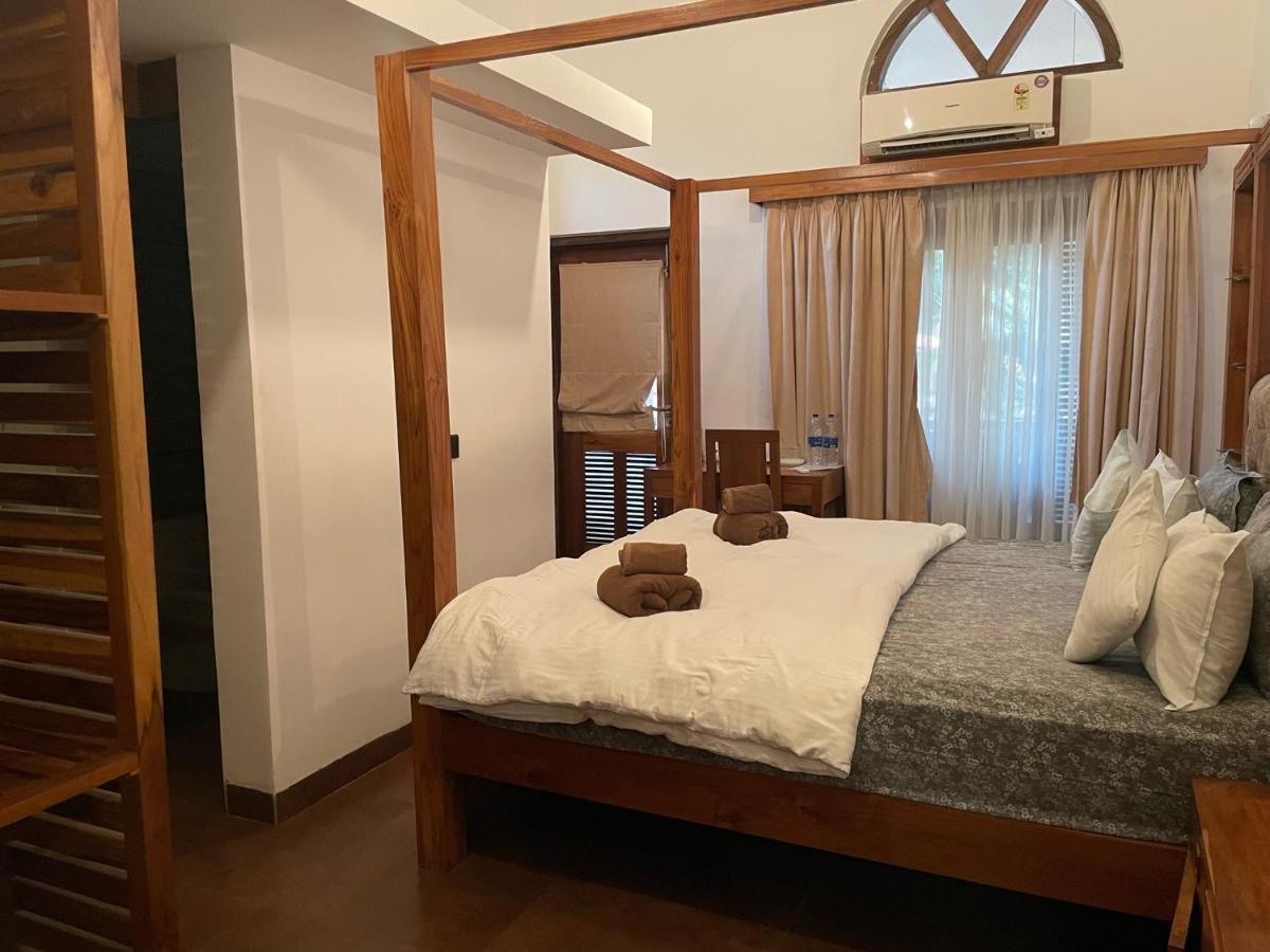 Dunhill Beach Resort Агонда Экстерьер фото